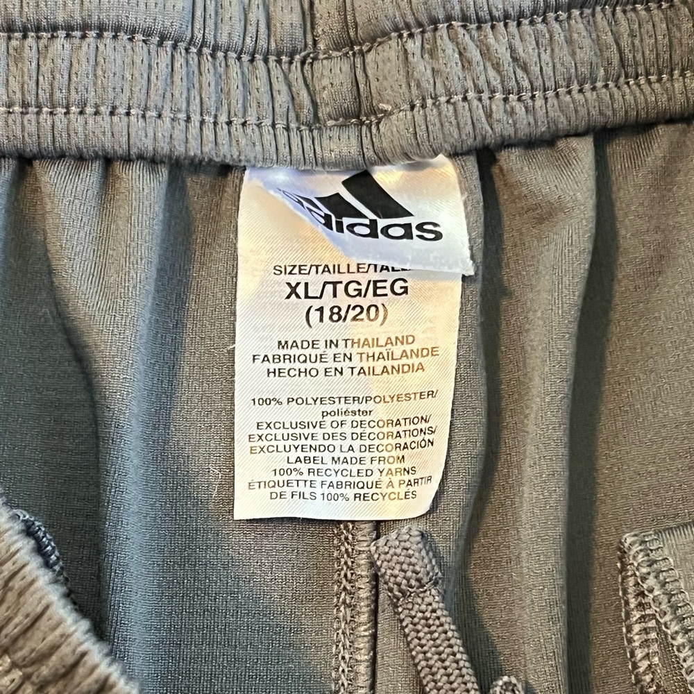 UA Tee and Adidas Shorts - Boys XL - Picture 11 of 11